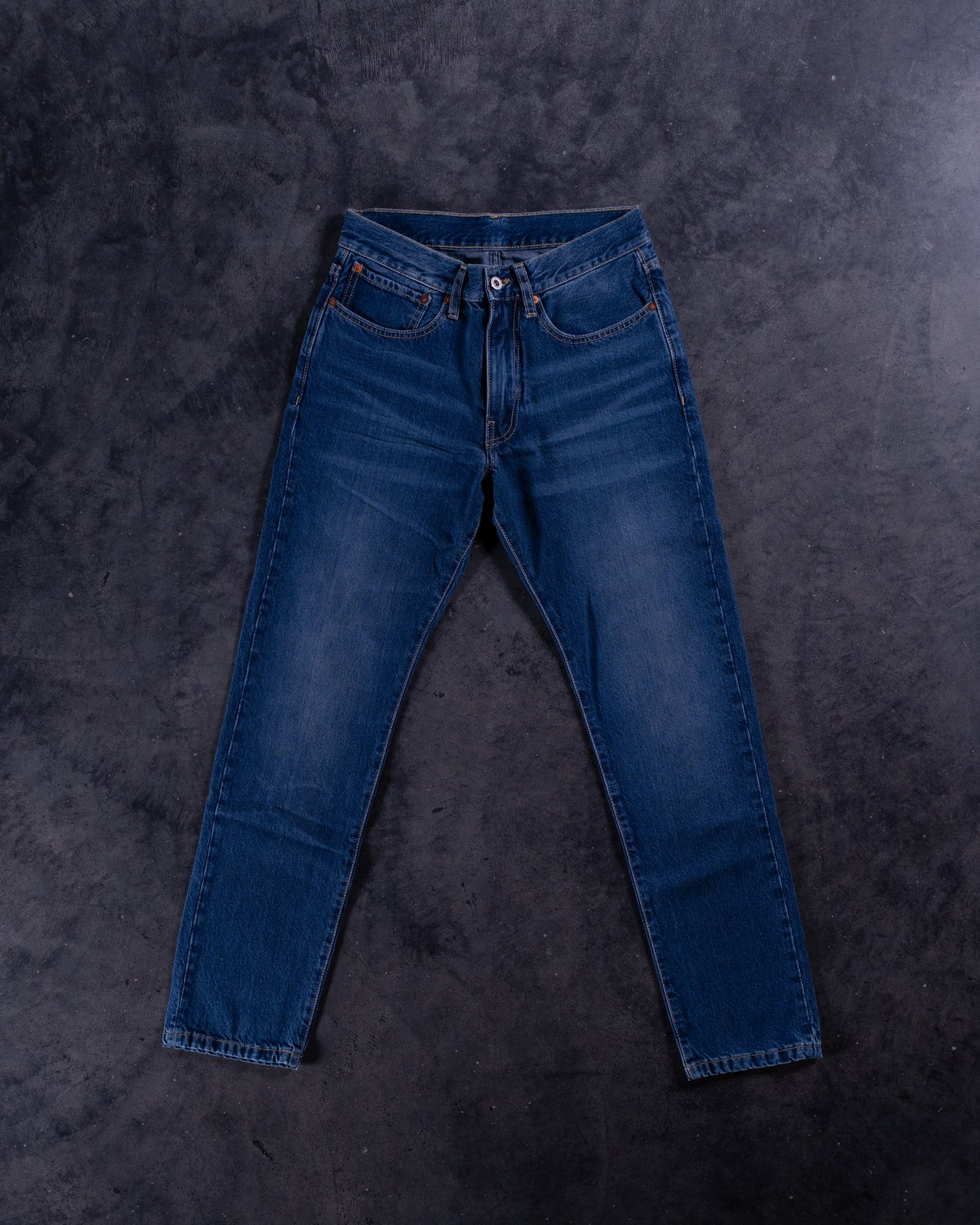 Indigo jeans